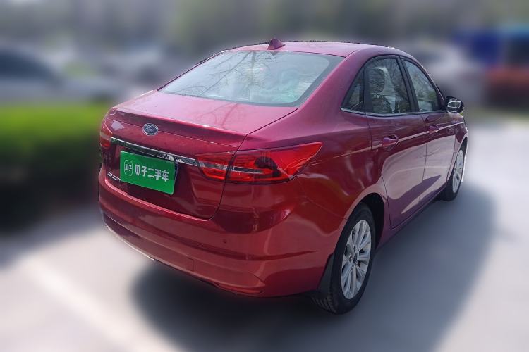 Used Ford Escort 2015 1.5L Automatic Fashion Model