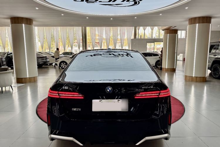 Used BMW i5 2024 eDrive 35L M Sport Package
