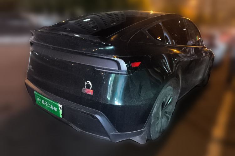 Used Tesla Model Y 2025 Rear-Wheel-Drive Version