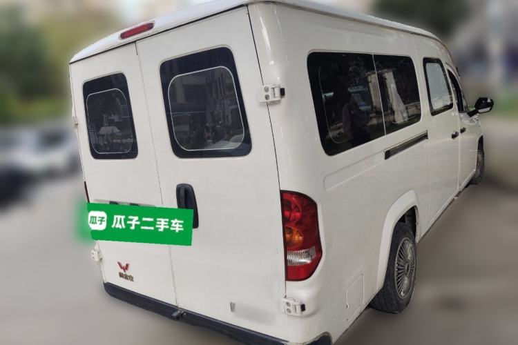 Used Yufeng Gold Warehouse 2025 Model Bus Version without Slow Charger