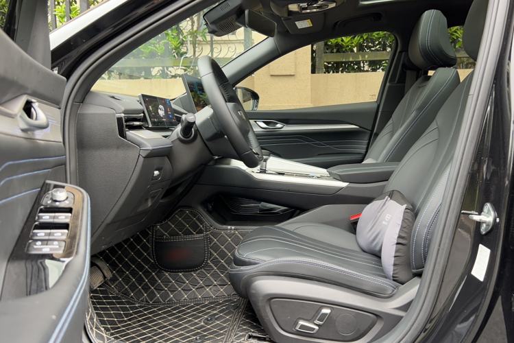 Used Geely Auto Preface 2025 Dongfang Yao 1.5TD Kunlun Edition Left Front Seat