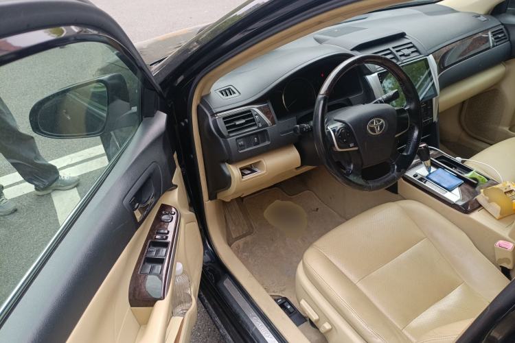 Used Toyota Camry 2015 2.0G Premier Edition Driver Seat