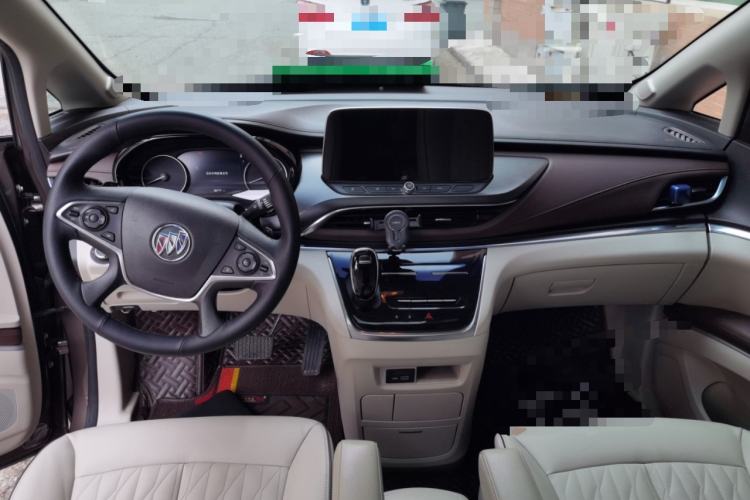 Used Buick GL8 2021 Land Cruiser Executive Class 652T Luxury Model