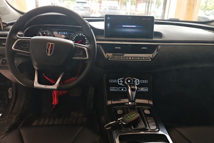 Used Hongqi H5 2019 30TD Dynamic Edition Center Console