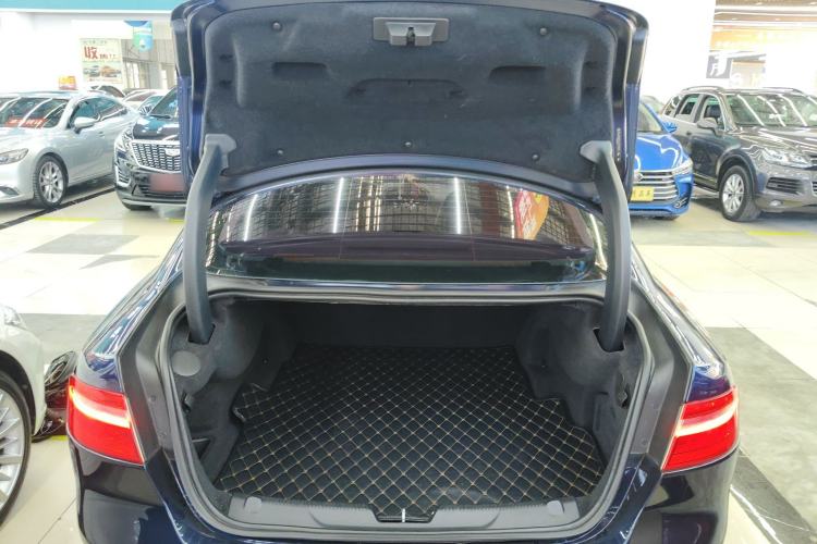 Used Jaguar XE 2018 2.0T 200 PS Two-Wheel-Drive R-Sport Sport Edition