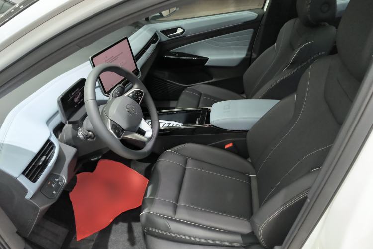 Used Volkswagen ID.4 X 2025 Smart Version Pure & Intelligent Enjoyment Edition