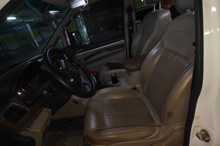 Used FORTHING Lingzhi 2018 M5 1.6L 7-Seater Luxury Model
