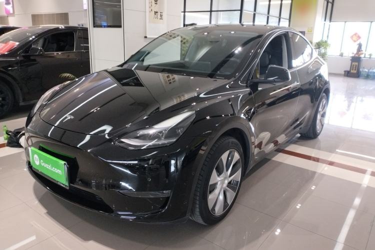 Used Tesla Model Y 2023 Long-Range All-Wheel-Drive Version