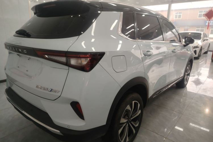 Used Wuling Asta 2022 2.0L DHT Electric-Speed Version