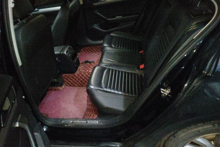 Used Volkswagen Magotan 2018 280TSI DSG Comfort Model Left Rear Seat