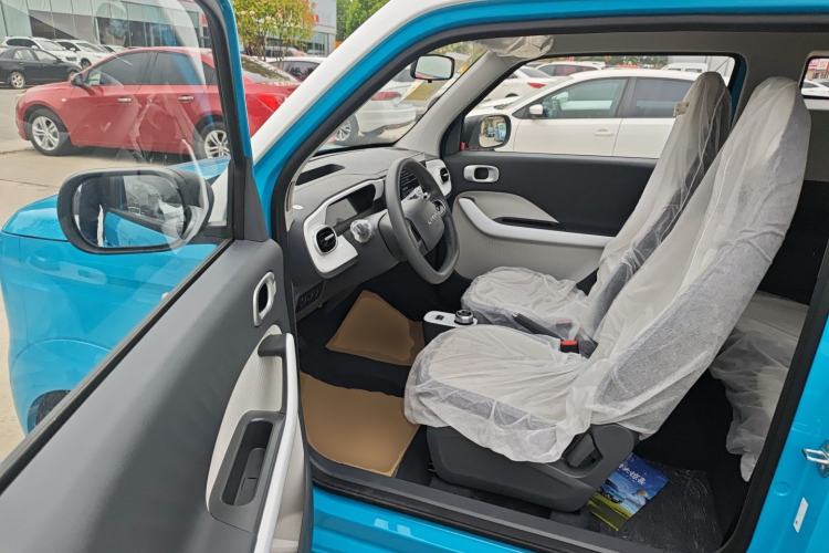 Used Livan Blue Balloon 2025 Model Dynamic Version
