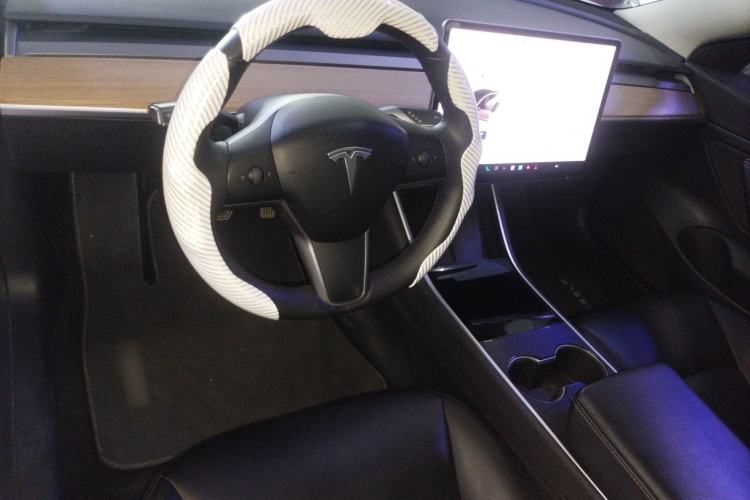 Used Tesla Model 3 2019 Standard Range Rear-Drive Upgraded Version Center Console