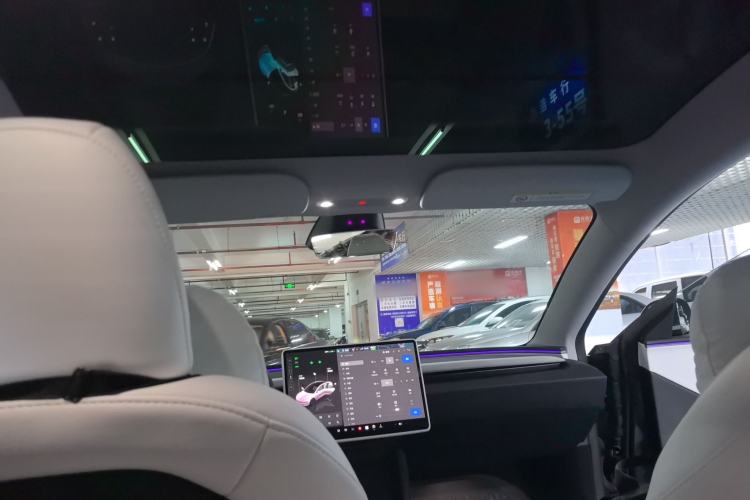 Used Tesla Model 3 2025 Rear-Wheel-Drive Version Headliner