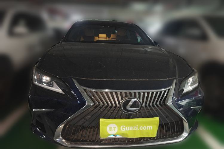 Used Lexus ES 2020 200 Excellence Edition
