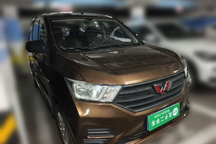 Used Wuling Hongguang 2019 1.5L S Basic Version China VI Standard LAR