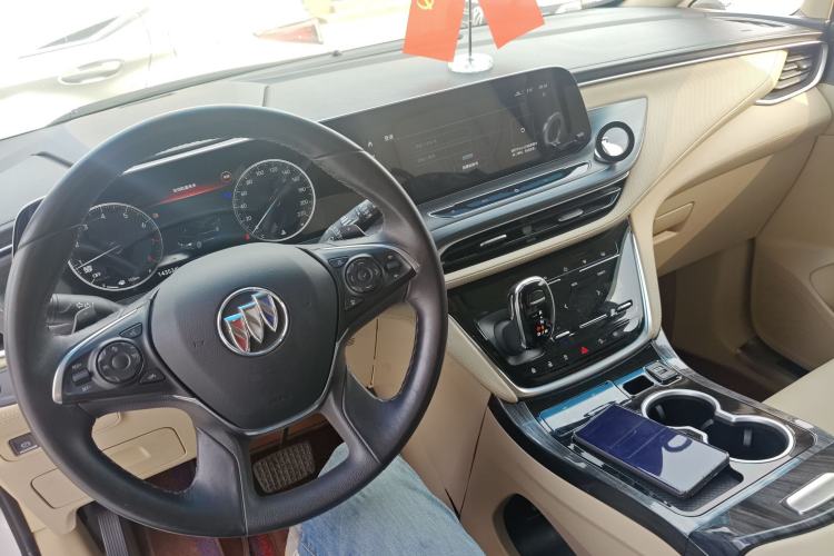 Used Buick GL8 2022 ES Landtrek 653T Luxury Edition
