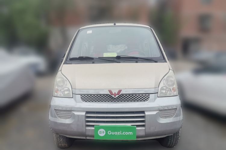 Used Wuling Rongguang 2011 1.2L Base Version