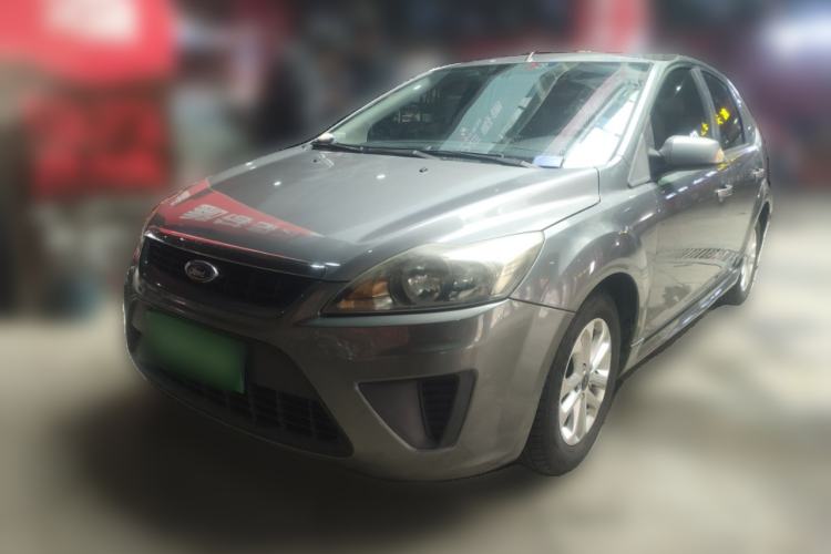 Used Ford Focus 2012 Sedan Classic 1.8L Automatic Fashion Edition