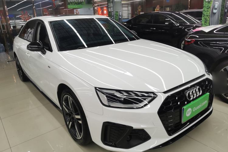 Used Audi A4L 2022 40 TFSI Luxury Dynamic Model Front Right 45 Deg