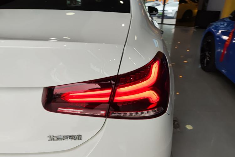 Used Mercedes-Benz A-Class 2022 Revised Version A 200 L Sport Sedan Fashionable Style
