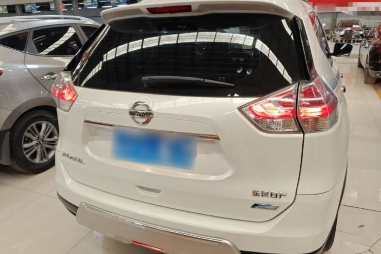 Used Nissan X-Trail 2015 2.0L CVT Comfort MAX Edition 2WD Rear