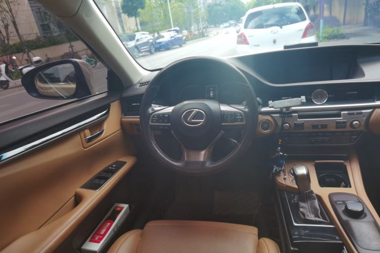 Used Lexus ES 2017 200 30th Anniversary Edition Steering Wheel