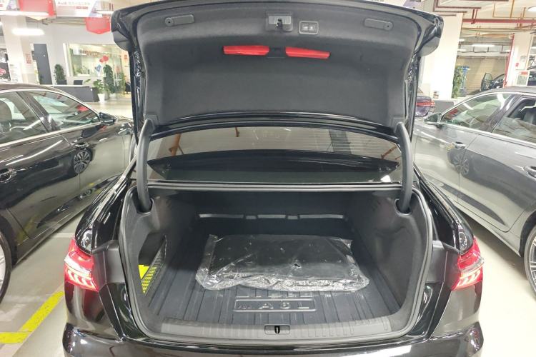 Used Audi A6L 2025 Revised 45 TFSI Prestige Dynamic Edition