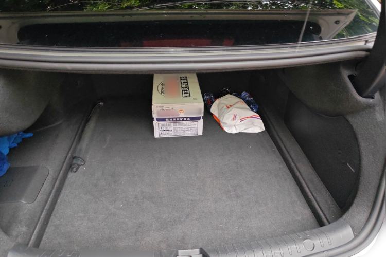 Used BYD Han 2024 EV Glory Edition 605KM Front-Wheel-Drive Premium Model