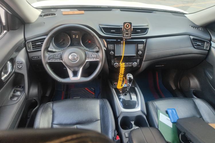 Used Nissan X-Trail 2017 2.5L CVT Leading Edition 4WD