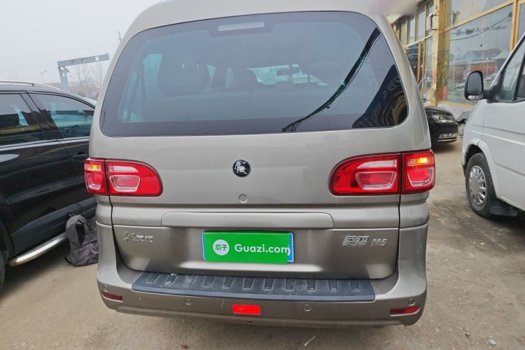 Used FORTHING Lingzhi 2022 M5 1.6L Practical 7-Seater Rear