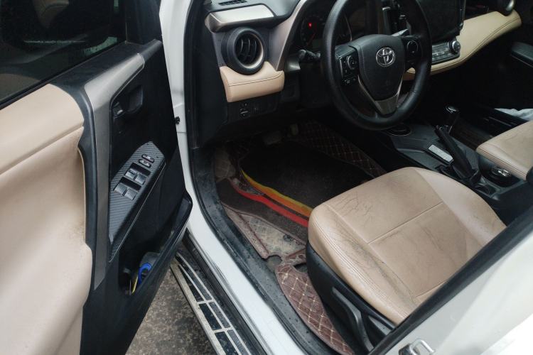 Used Toyota RAV4 2013 2.0L CVT Four-Wheel Drive Fashion Edition
