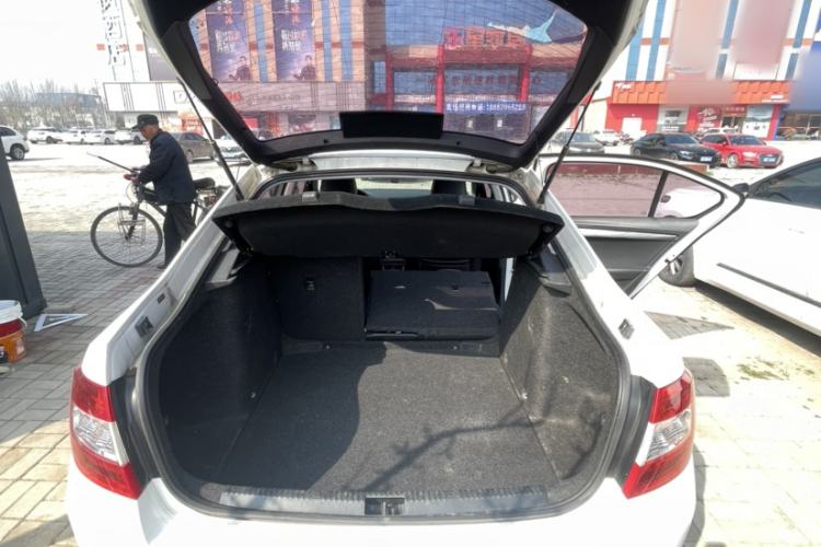 Used Skoda Octavia 2017 1.6L Automatic Smart Drive Edition
