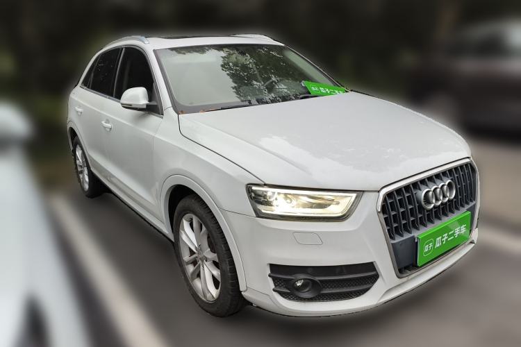 Used Audi Q3 2016 30 TFSI Collector's Edition Comfort Model Front Right 45 Deg