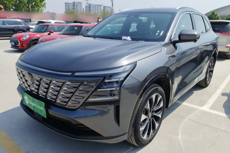 Used CHANGAN CS75 PLUS 2025 4th Generation UItra 2.0T New Blue Whale – Smart & Powerful Version