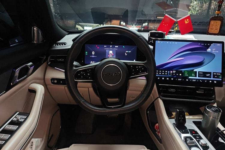 Used Lynk & Co 09 EM-P 2024 2.0TD EM-P Four-Wheel Drive ULTRA Six-Seater
