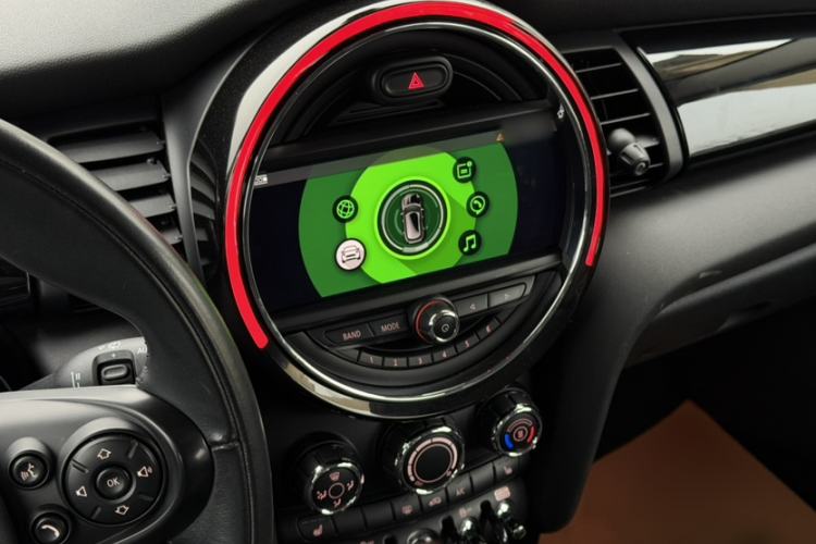 Used MINI MINI 2019 1.5T COOPER Classic Edition Five-Door Version