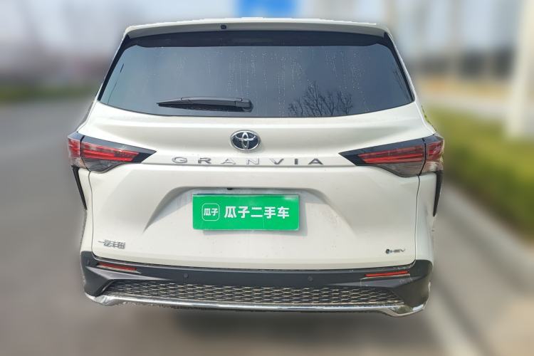 Used Toyota Granvia 2024 2.5L Hybrid Comfort Edition