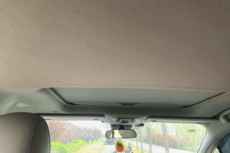 Used Toyota SIENNA 2023 2.5L Hybrid Comfort Edition
