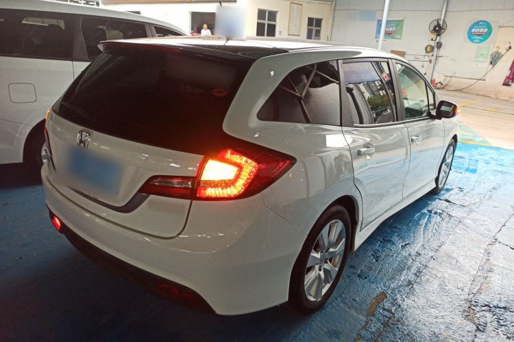 Used Honda Jade 2013 1.8L automatic Comfort version 5 seats