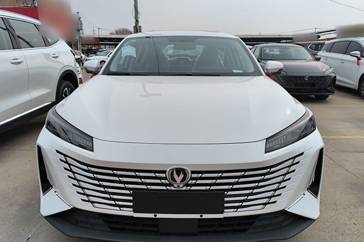 Used Changan Eado 2025 Blue Whale 1.5T 500Bar Prestige Model