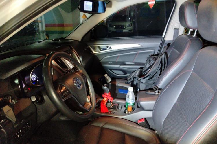 Used Changan CS75 2014 2.0L Manual Leading Version China IV Standard