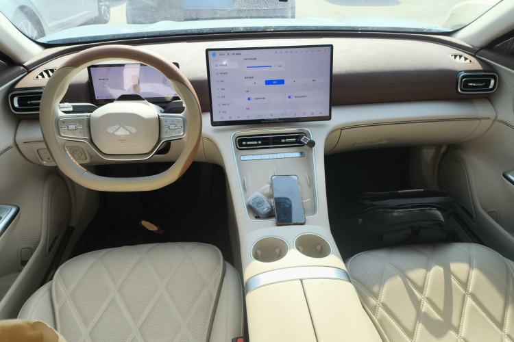 Used Chery Fulwin A9L 2025 Model, Four-Wheel Drive High-Energy Peak Edition