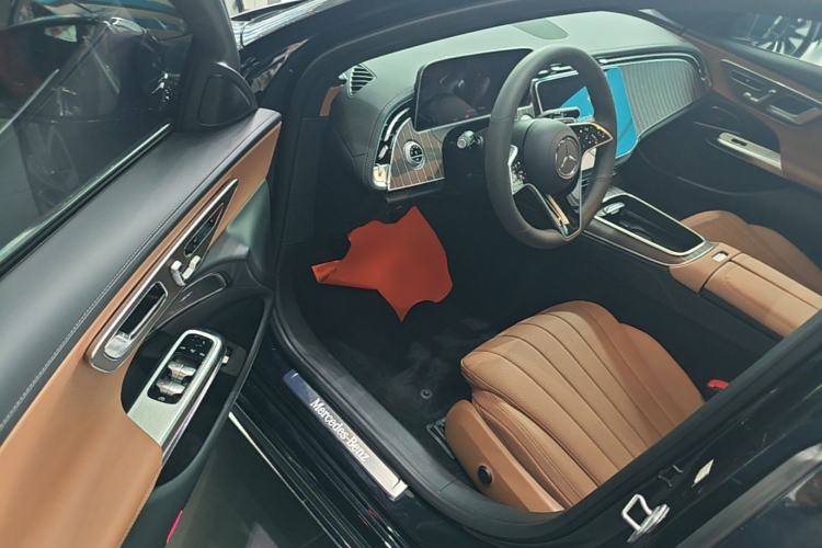 Used Mercedes-Benz E-Class 2025 Facelift E 300 L Fashion Edition

