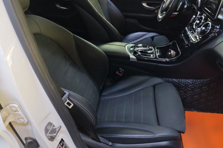 Used Mercedes-Benz C-Class 2017 Restyled C 200 Sport Edition Right Front Seat