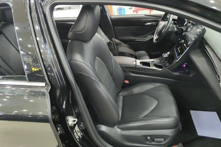 Used Toyota Avalon 2019 2.0L XLE Premium Edition China VI
