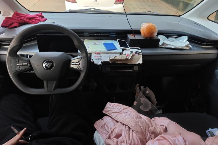 Used Foton Scenic i7 2025 Professional Logistics Short-Wheelbase Front-Wheel Drive Aiyike 41.86 kWh Zhiyuan Edition Flat Roof Single Tire 2 Seats Center Console