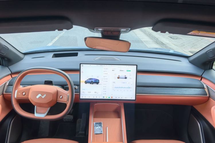 Used ONVO L60 2024 60 kWh Rear-Drive Version