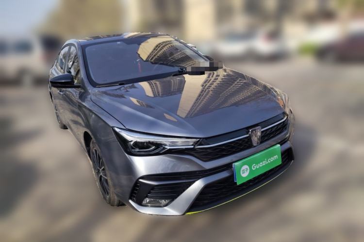 Used Roewe i5 2021 1.5L Manual Diamond Edition Front Right 45 Deg