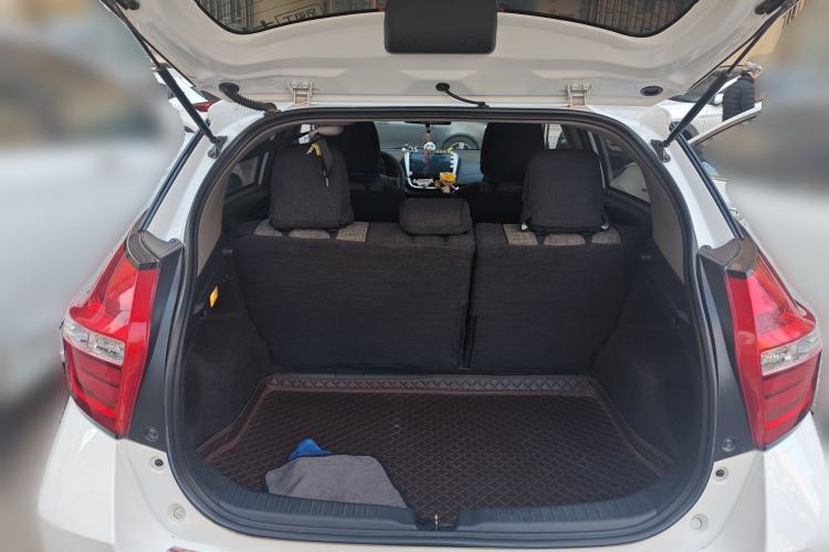 Used Toyota YARiS L Zhi Xuan 2017 1.5E CVT Enhanced Performance Edition