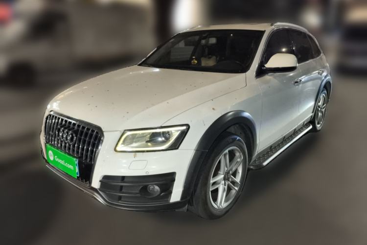 Used Audi Q5 2017 Plus 40 TFSI Comfort Model
